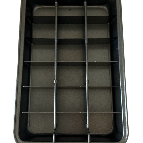 Perfect Brownie Pan Set As Seen On TV Makes 18 Brownie With Box GUC - Picture 4 of 13